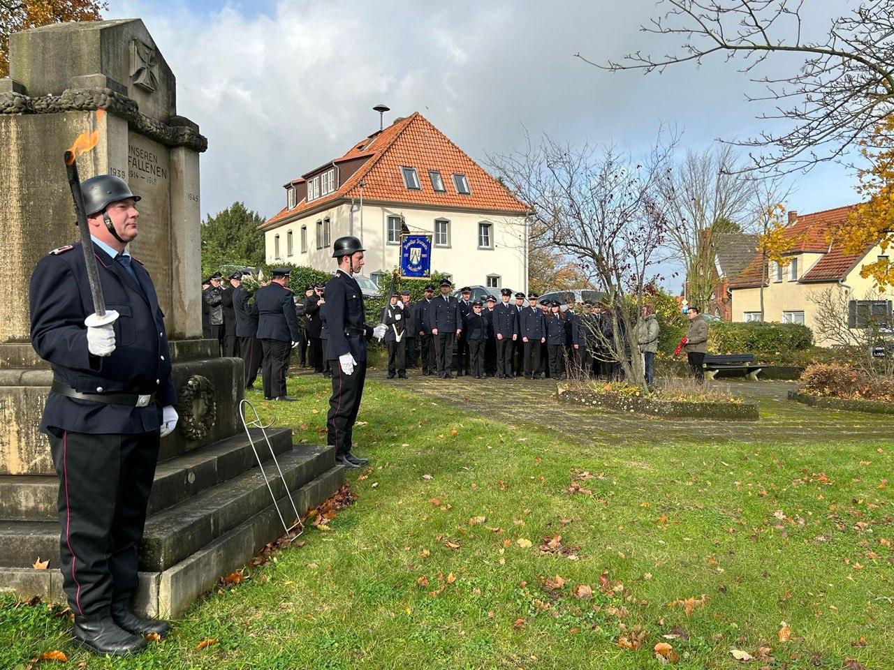 Volkstrauertag | Ortsfeuerwehr Hohenbostel